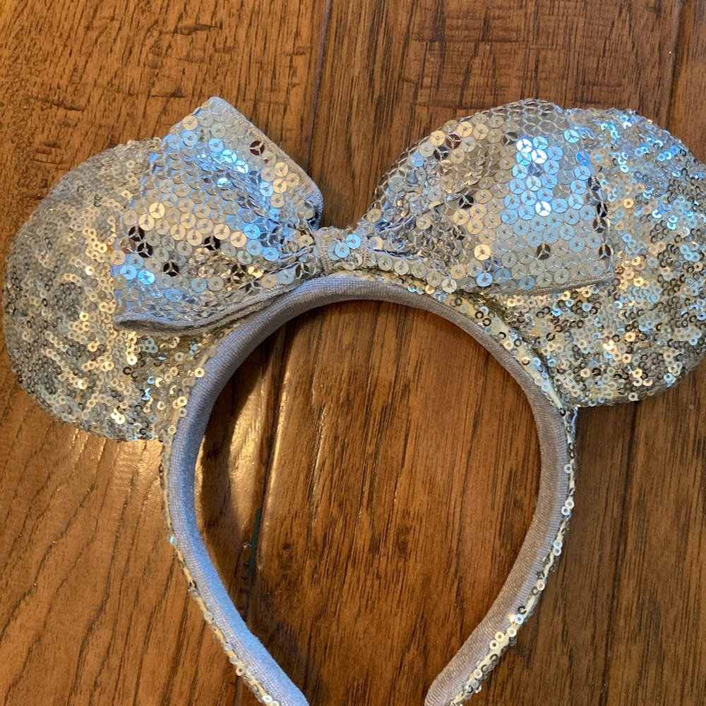 Sequin Minnie Mouse Ears Headband